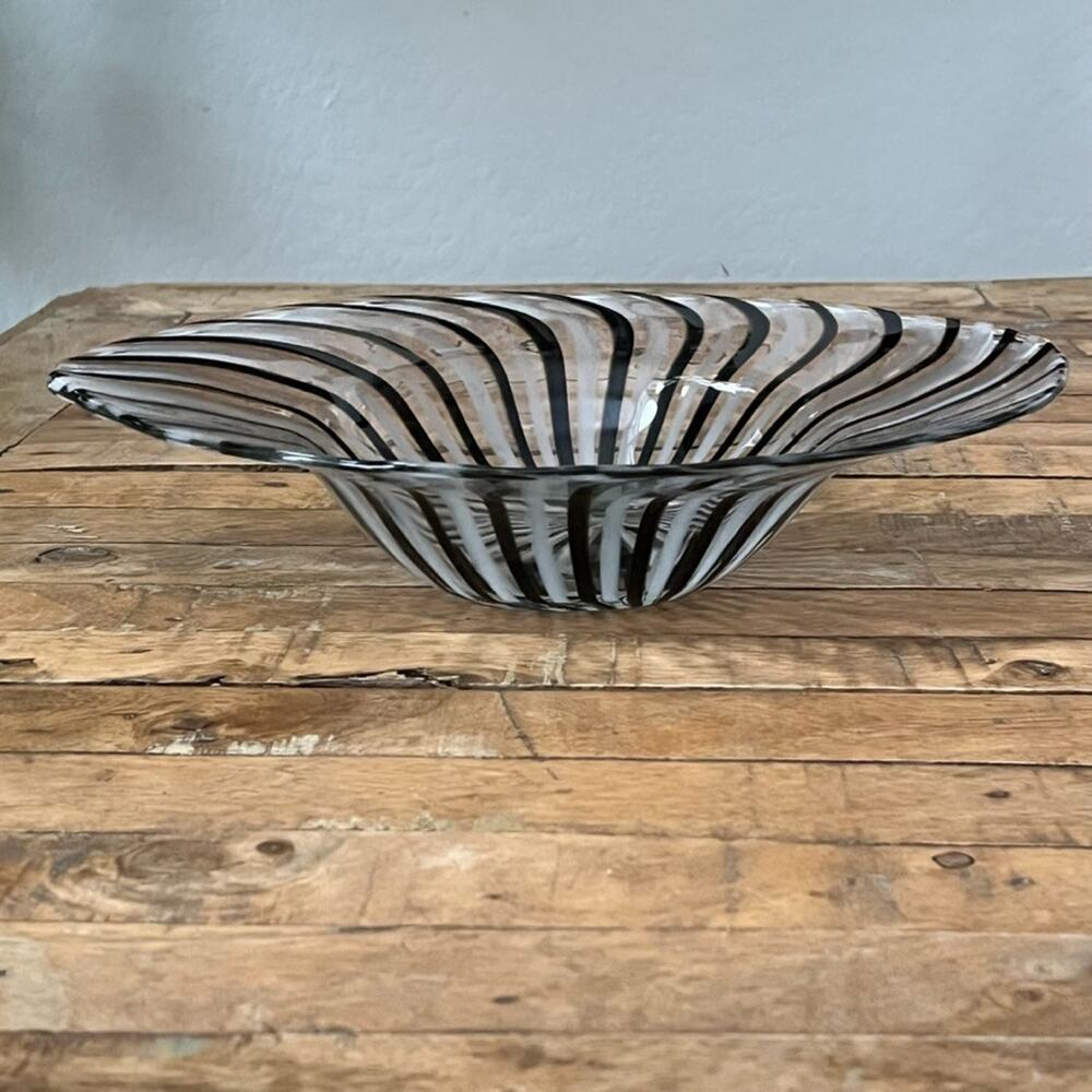 Dino Martens Murano Art Glass Freeform Bowl Mezza Filigrana Bianco Nero